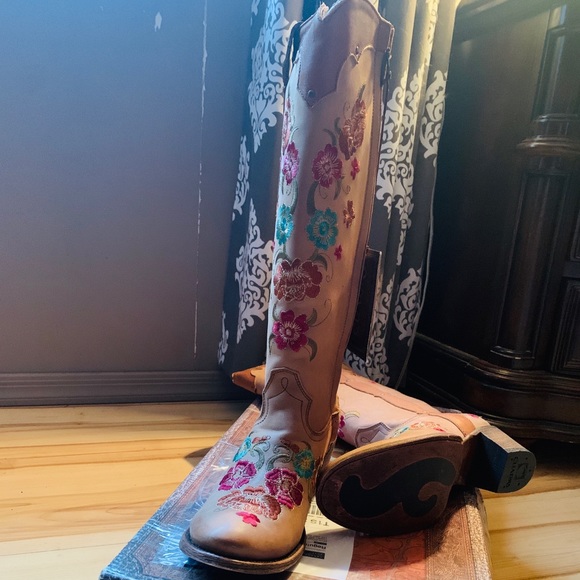 Cuadra boots — new in box! - Picture 3 of 3